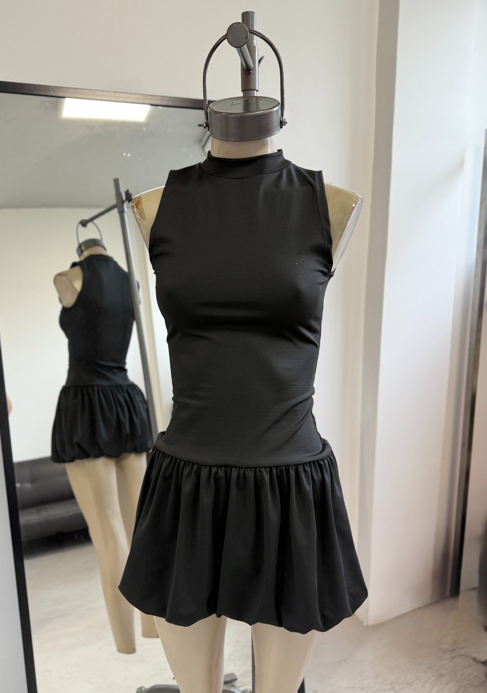 VESTIDO MICROFIBRA GLOBO