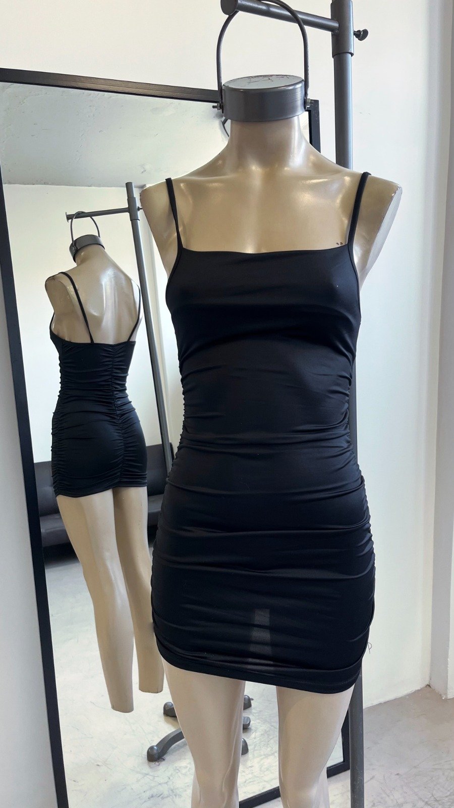 VESTIDO MICROFIBRA FRUNCE ELASTICO COSTADO Y TRASERO