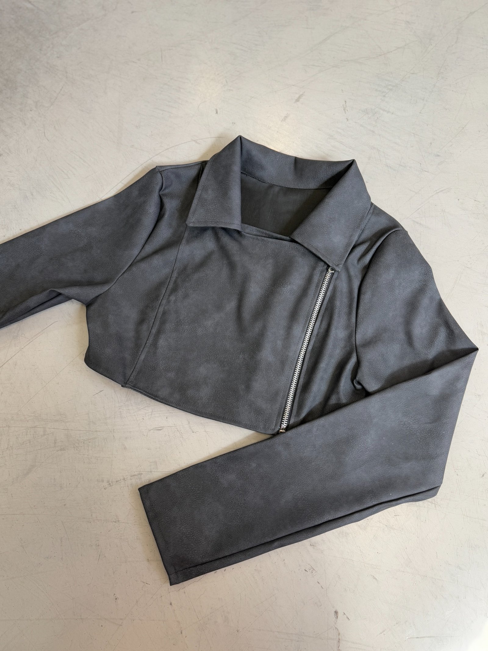 CAMPERA CUERINA VINTAGE