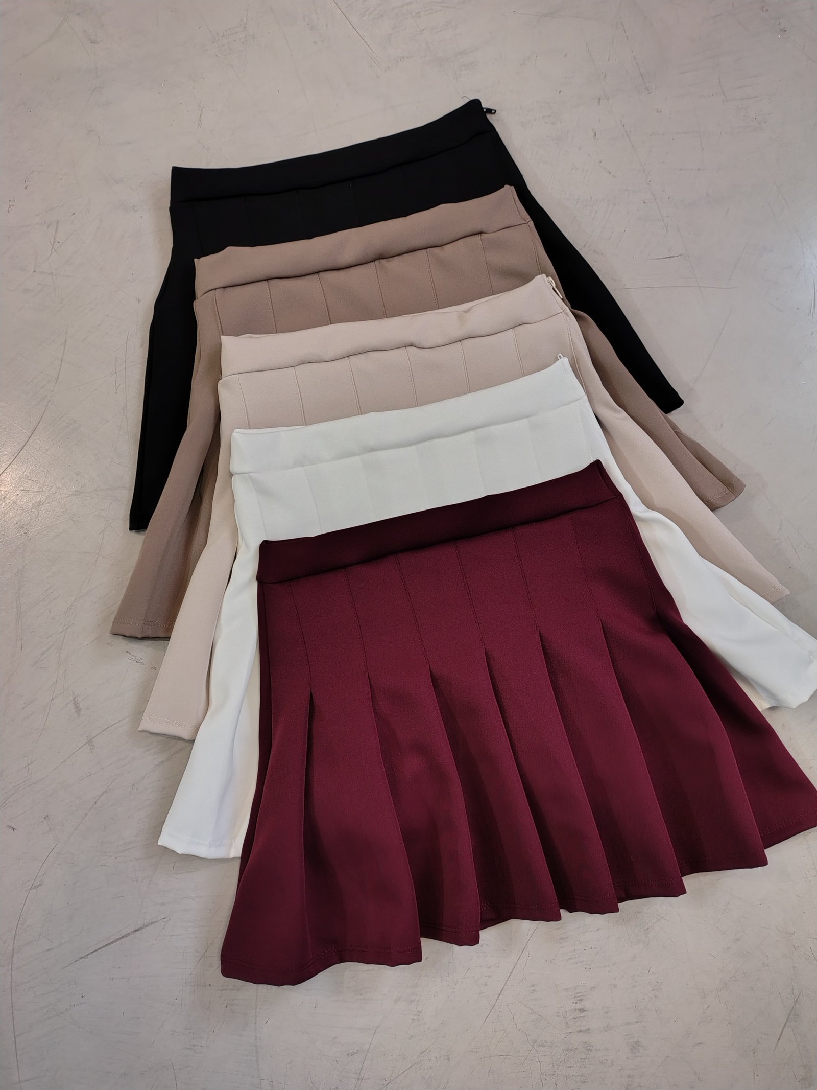 POLLERA SASTRERO TABLA CIERRE COSTADO