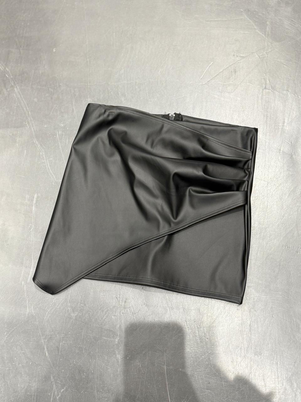 POLLERA CUERINA FRUNCE