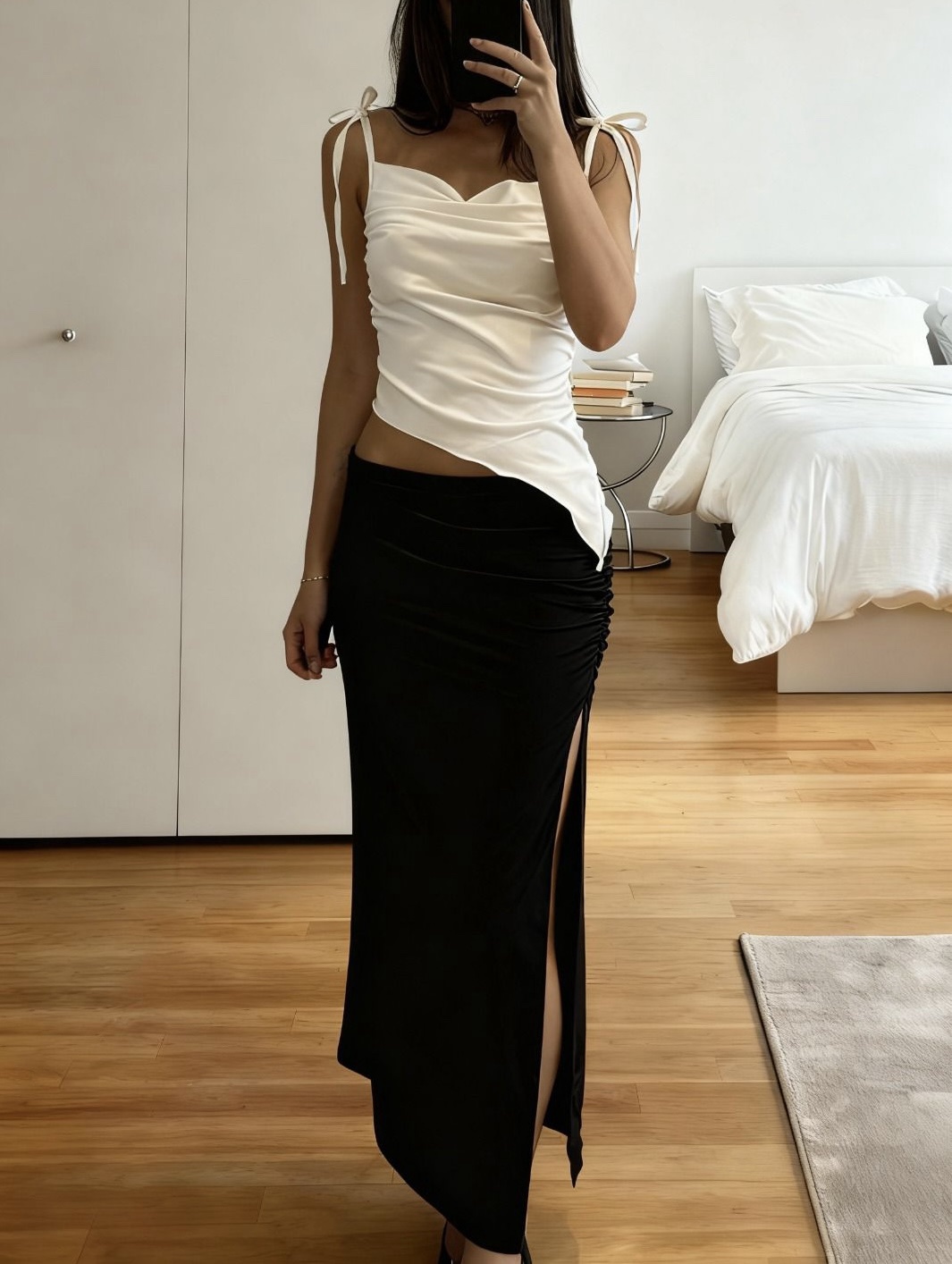 POLLERA MICROFIBRA LARGA TAJO LARGO