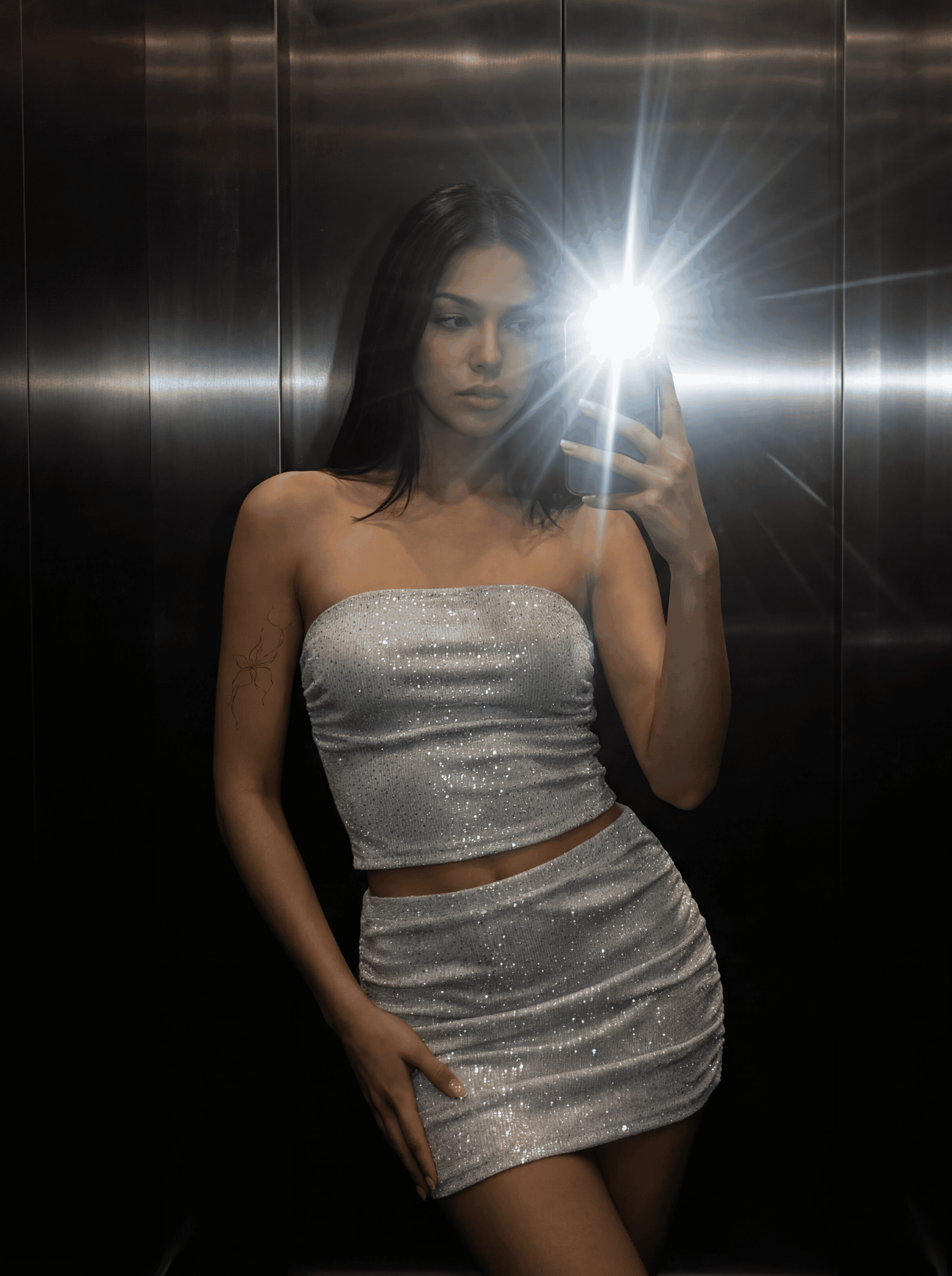 POLLERA STRASS ELASTICOS COSTADOS