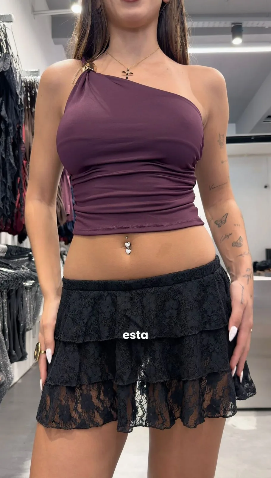 SHORT POLLERA ENCAJE