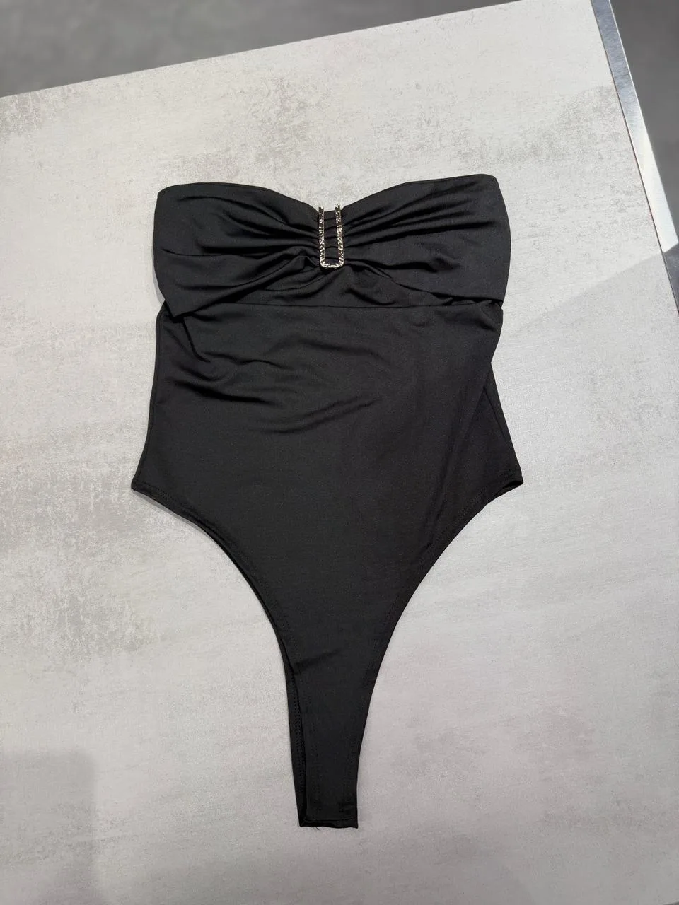 BODY MICROFIBRA STRAPLESS U