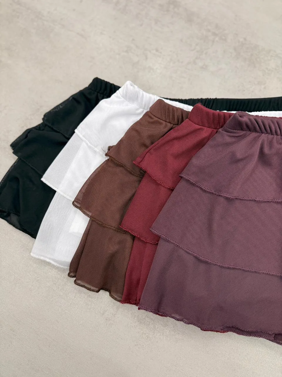 Alternative view of SHORT POLLERA TUL