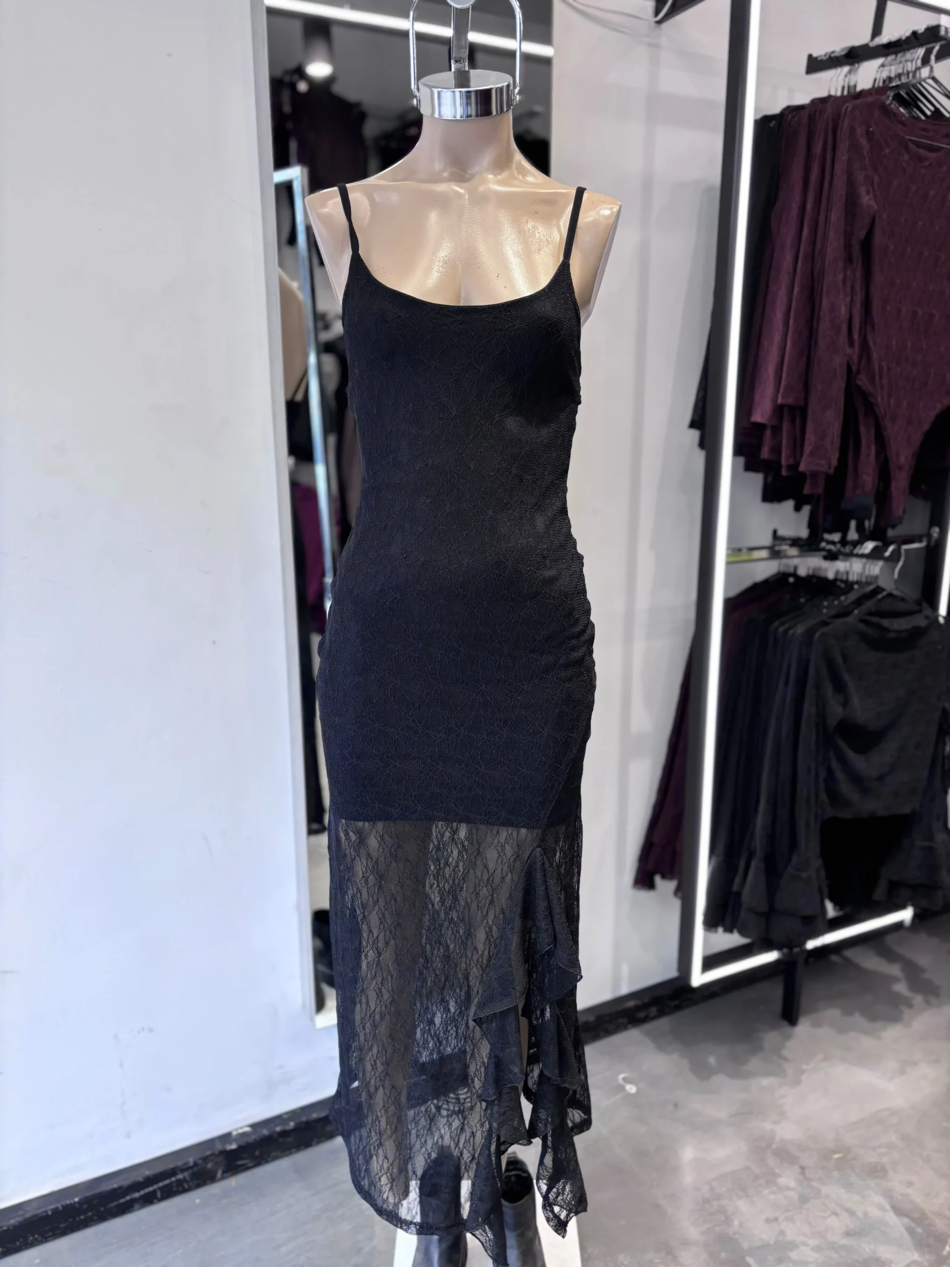 VESTIDO ENCAJE LARGO VOLADO - Image 5