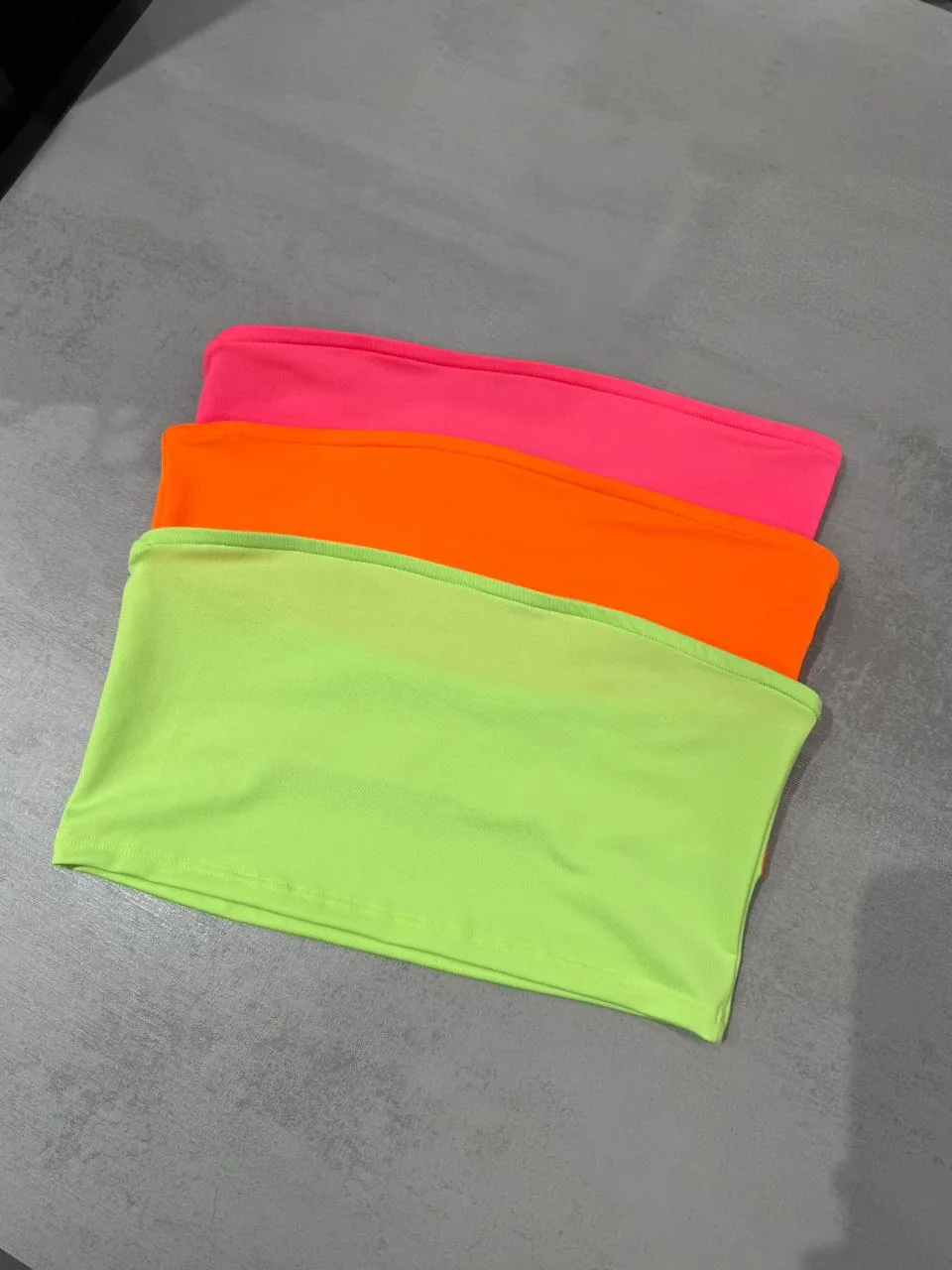 Alternative view of STRAPLESS MICROFIBRA FLUO
