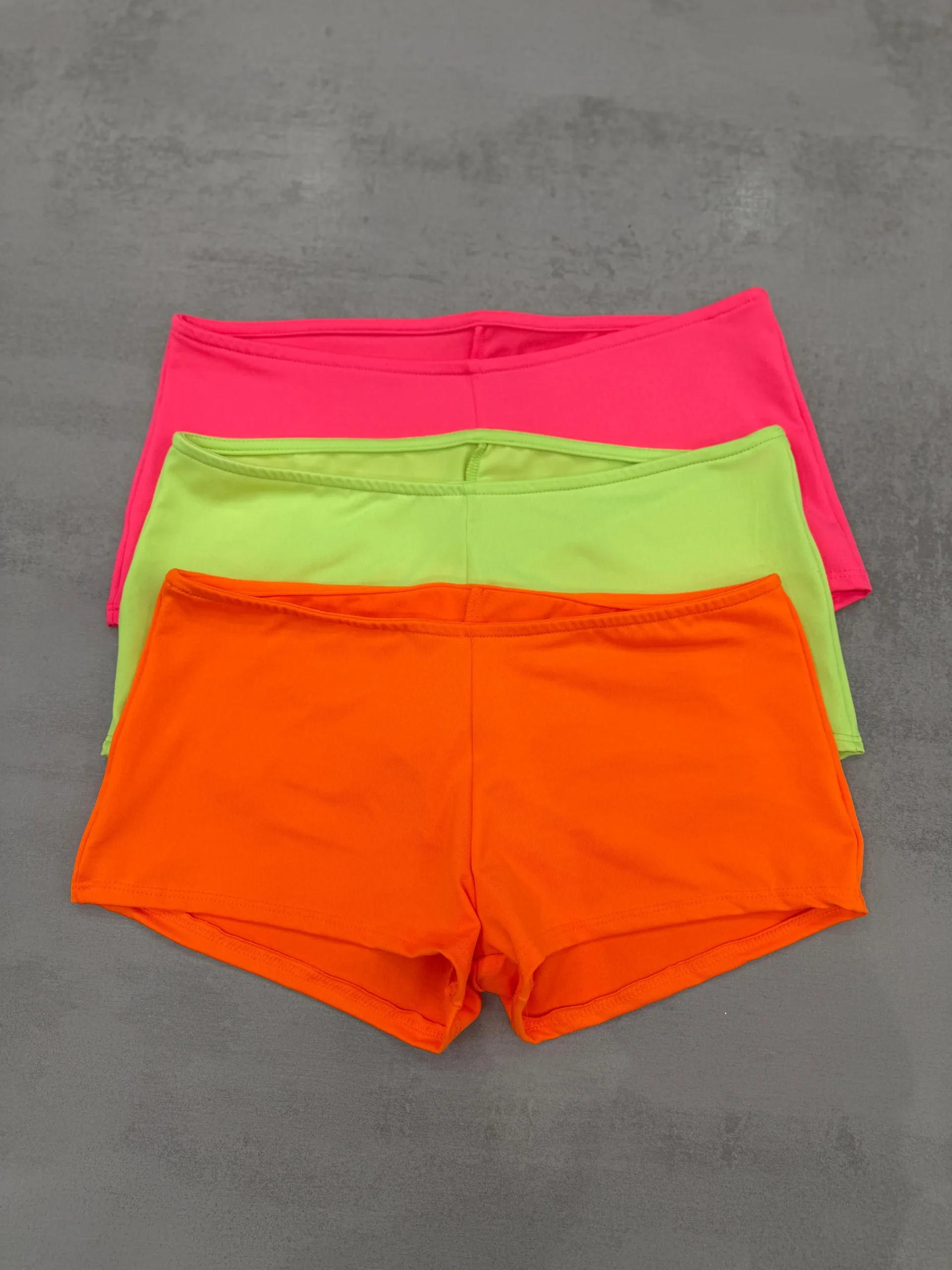 SHORT MICROFIBRA FLUO TIRO BAJO - Image 2
