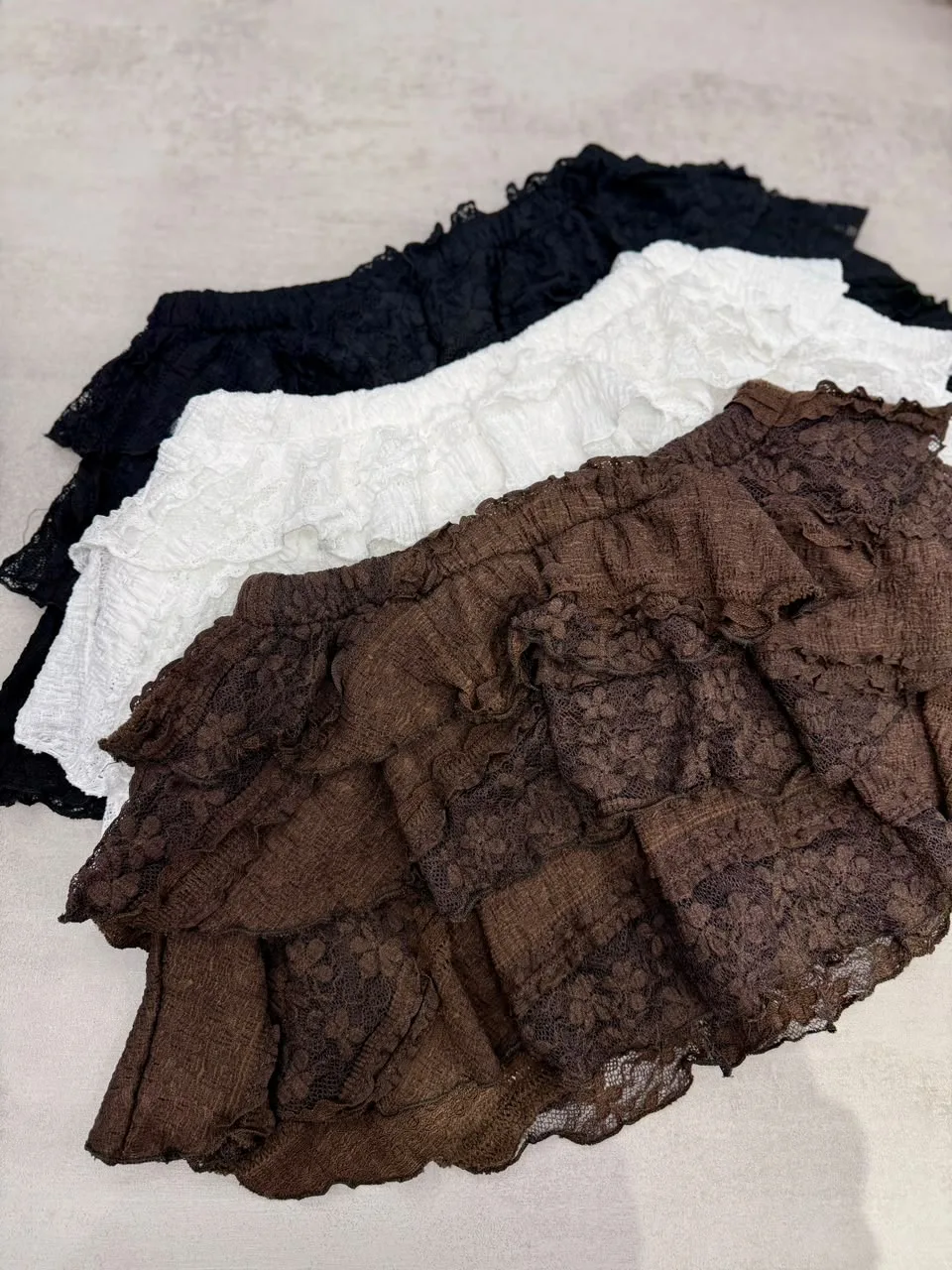 SHORT POLLERA ENCAJE PARIS - Image 3