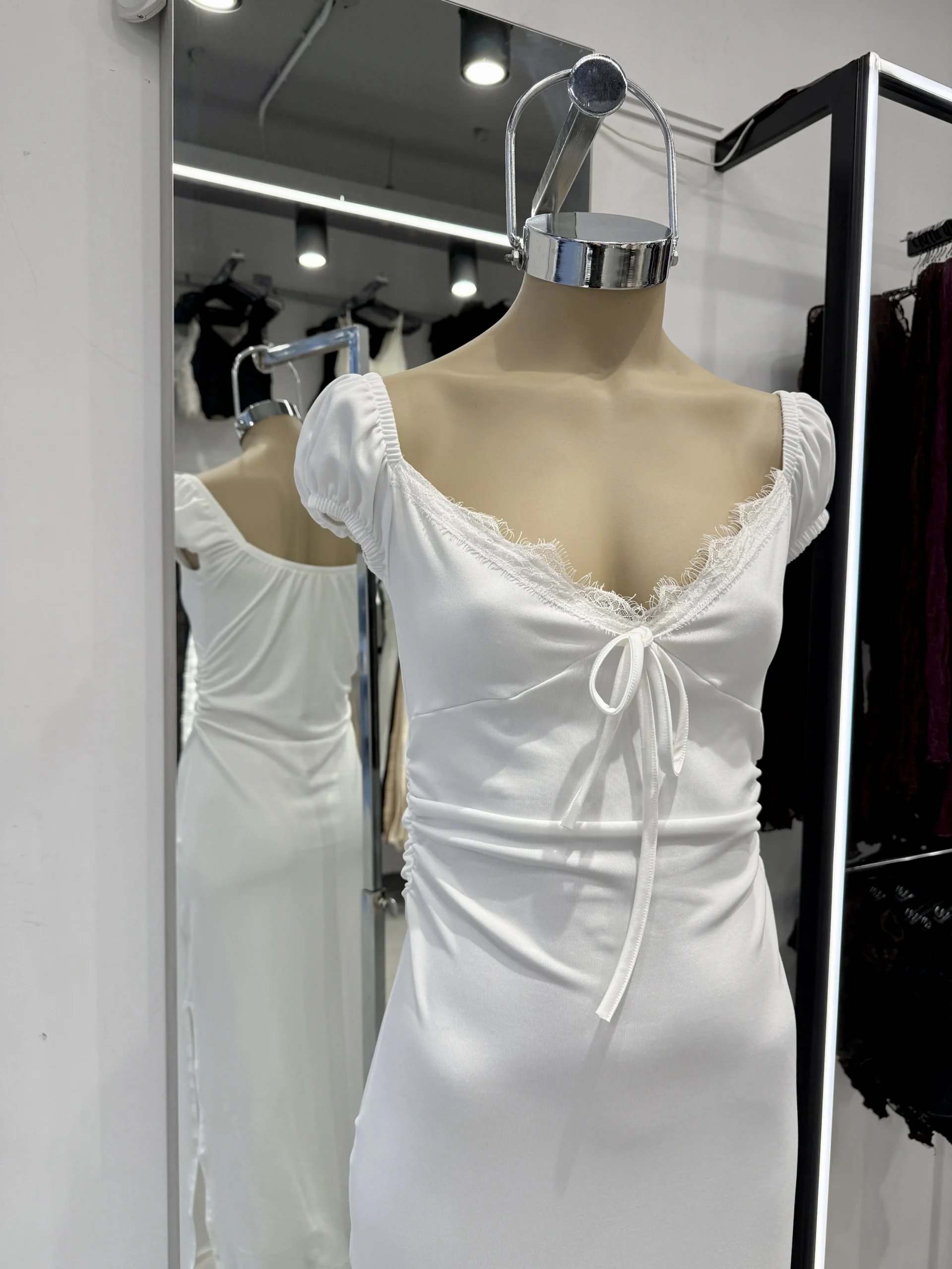 VESTIDO MICROFIBRA LARGO PUNTILLA - Image 3