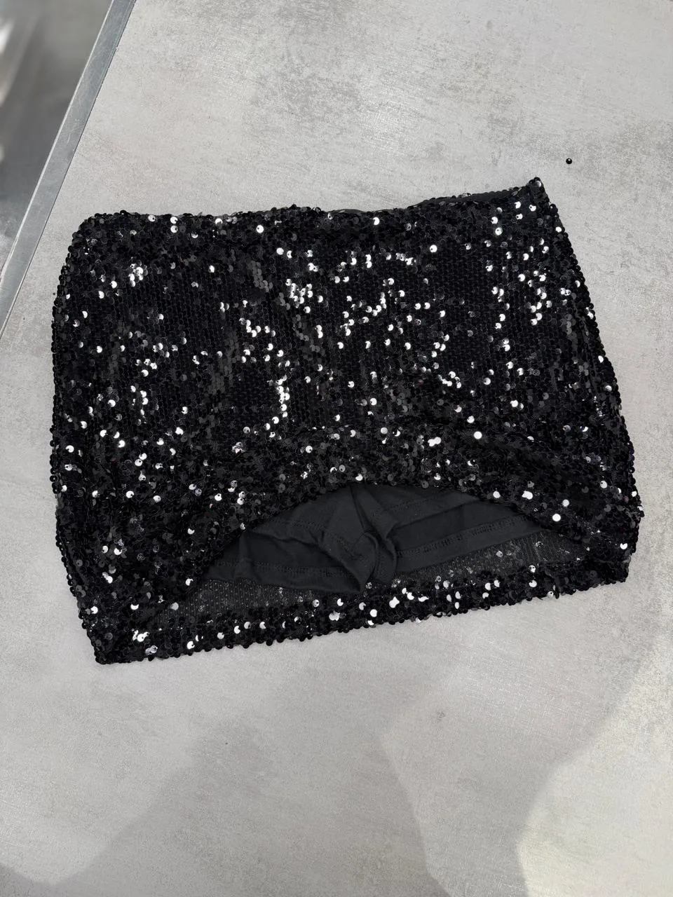 Alternative view of SHORT POLLERA LENTEJUELAS TINI