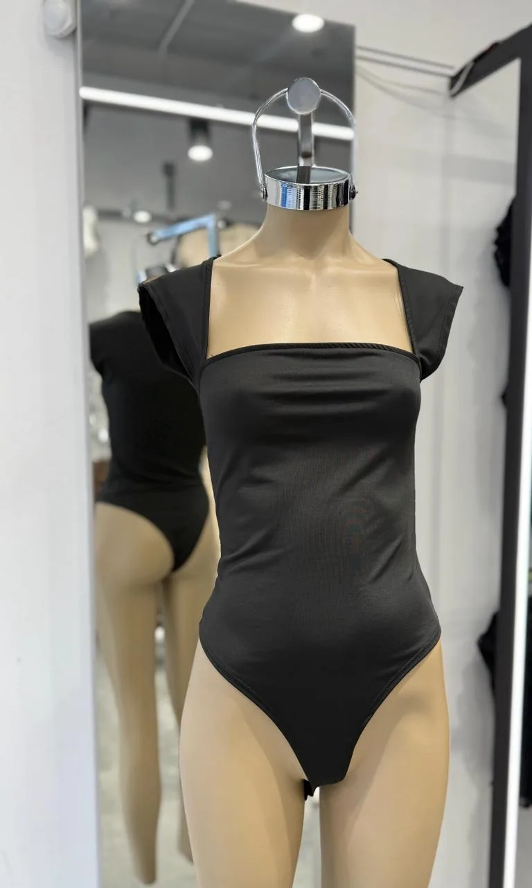 Alternative view of BODY MICROFIBRA JAPONESA CON GANCHITO