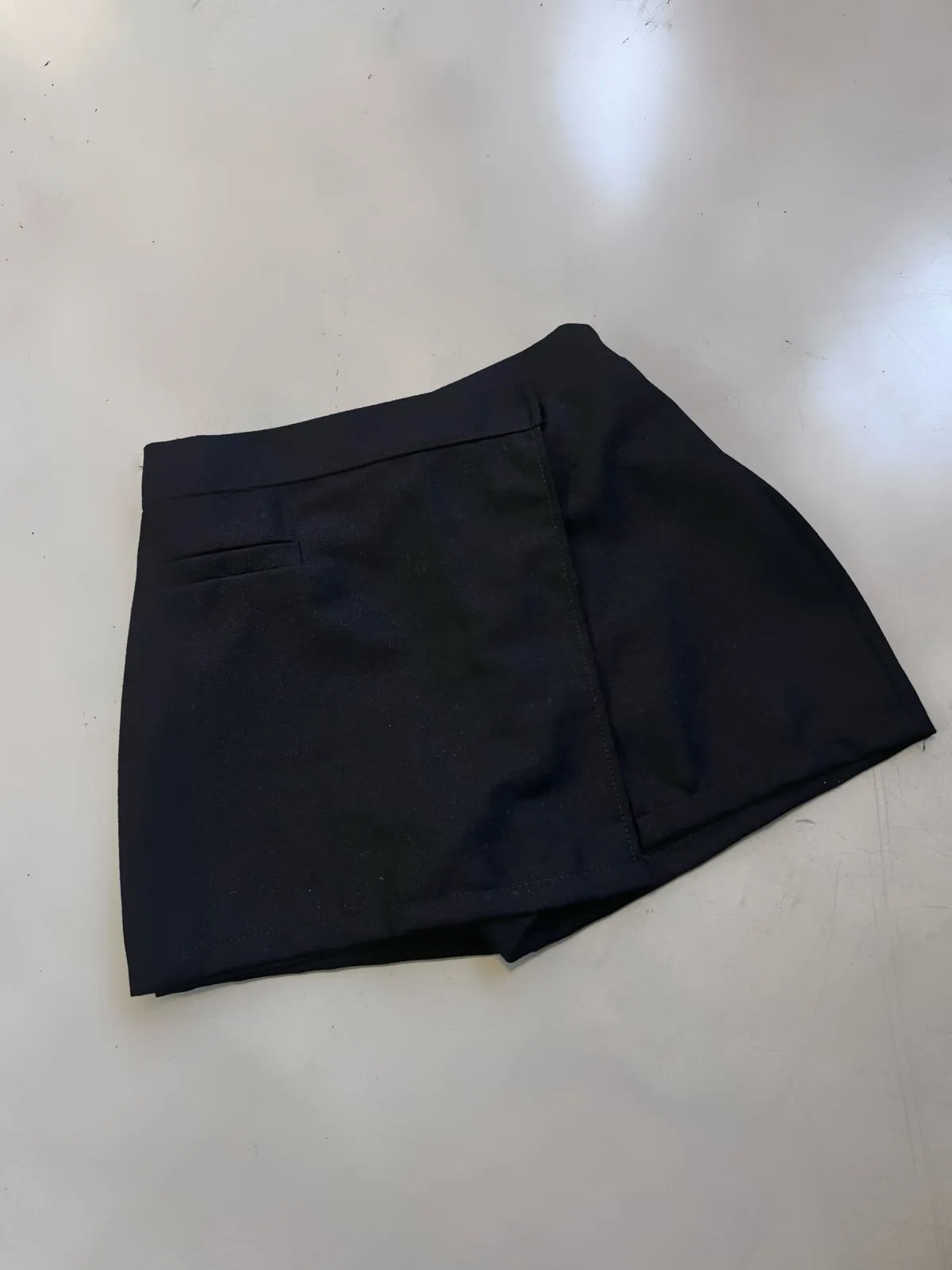 SHORT POLLERA LINO TAPA CRUZADA
