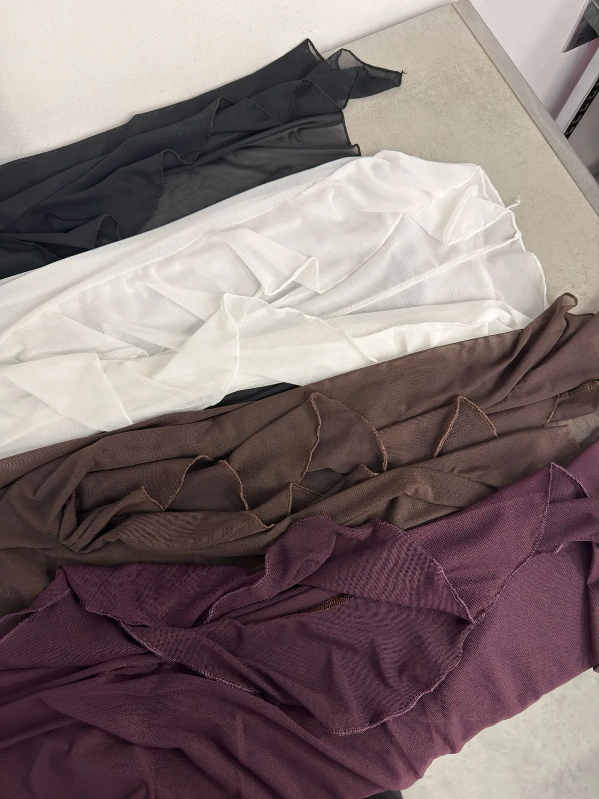 VESTIDO TUL LARGO VOLADOS TAJO - Imagen 3